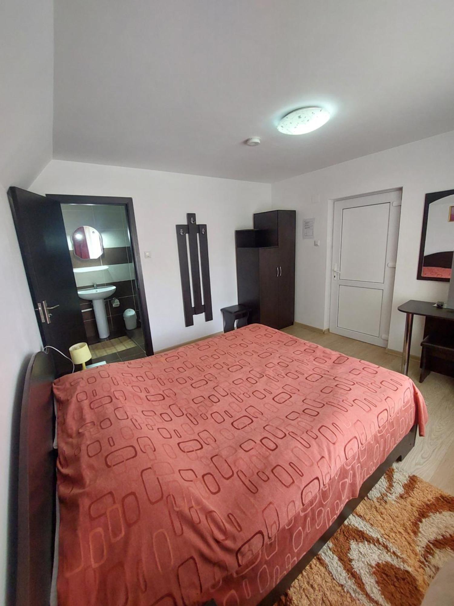 Hotel Steaua Nordului Târgu Neamț Zewnętrze zdjęcie
